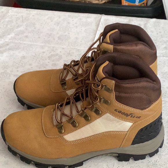 Goodyear boots - Picture 4 of 8